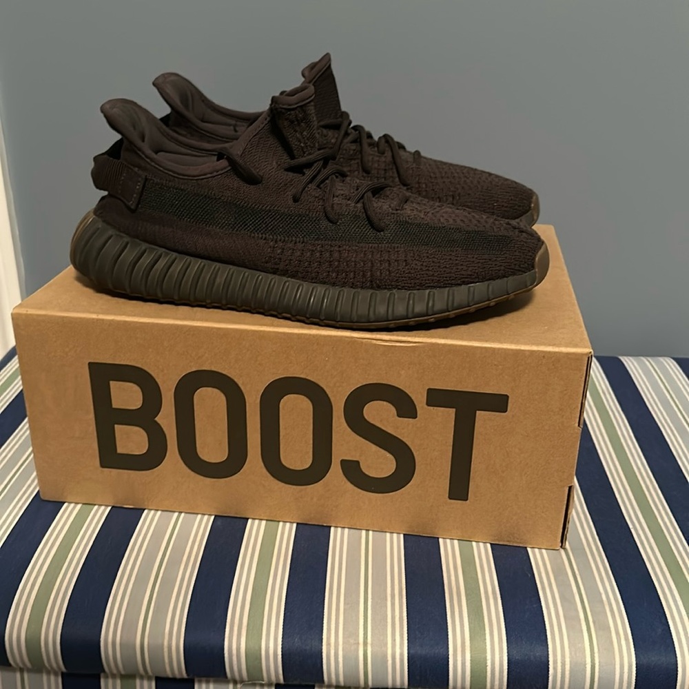 Yeezy boost 350v2 Cinder size 12 Used
